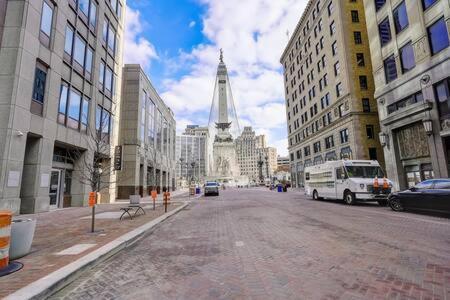 Cozysuites - 2br With Direct Skybridge Access #5 Apartment *